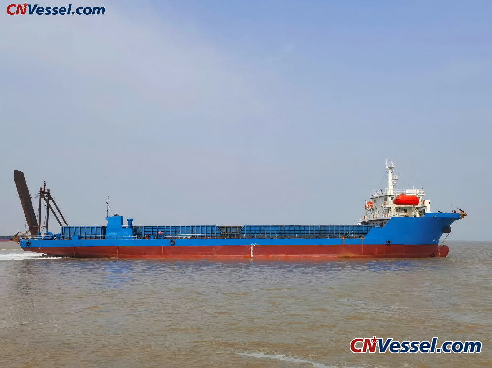 [For Rent] 6600-ton front-loading deck carrier for rent