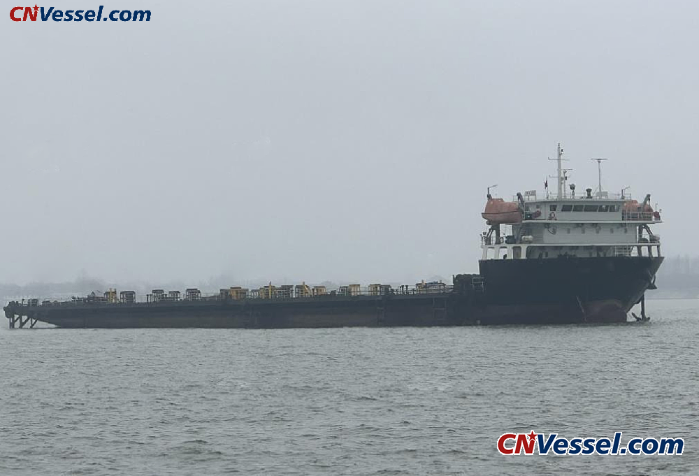 [For Rent] 24-meter 7000-ton forward-driving deck vessel