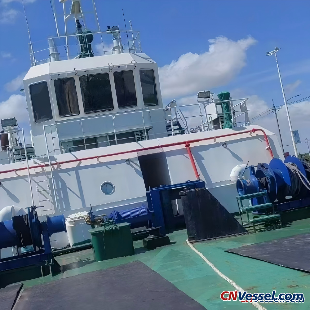 7,200 HP harbor tug available for immediate sale; specialized for near-shore escort duties.