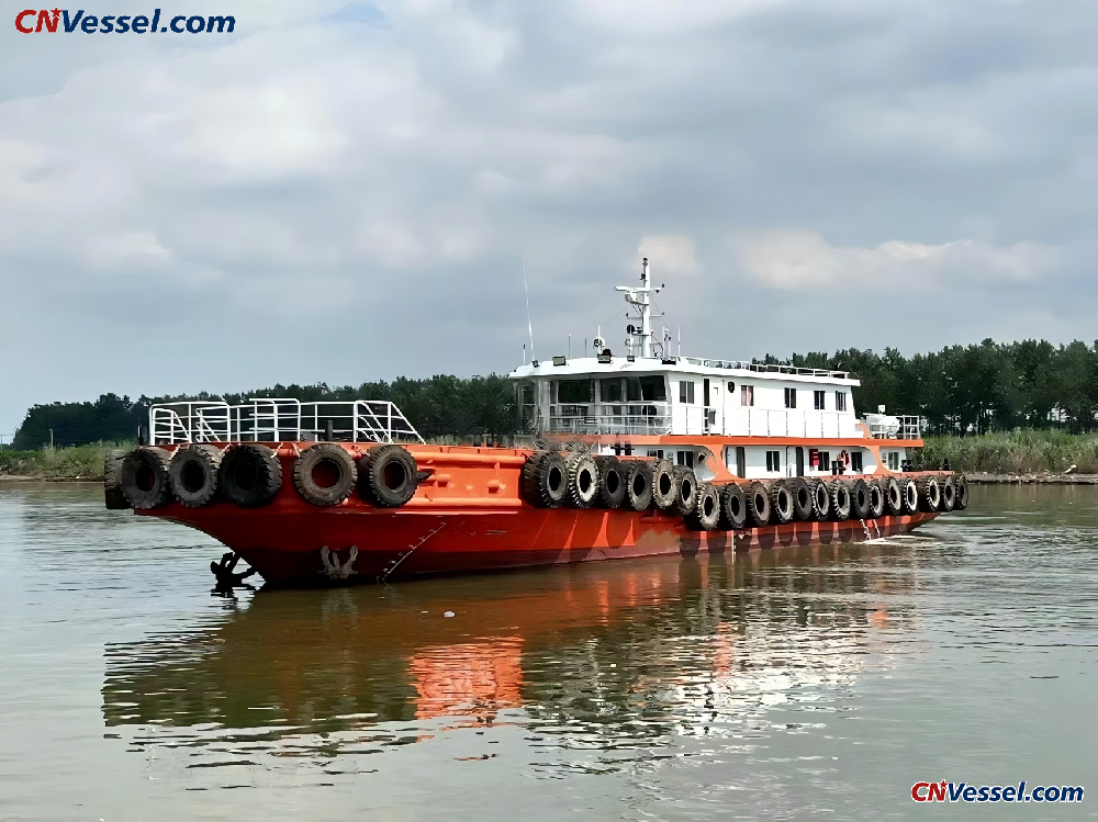 40m Offshore Crew Boat (Low Age) – Urgent Sale